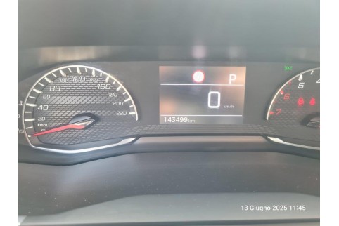 2021 Peugeot 2008, Dyzelinas